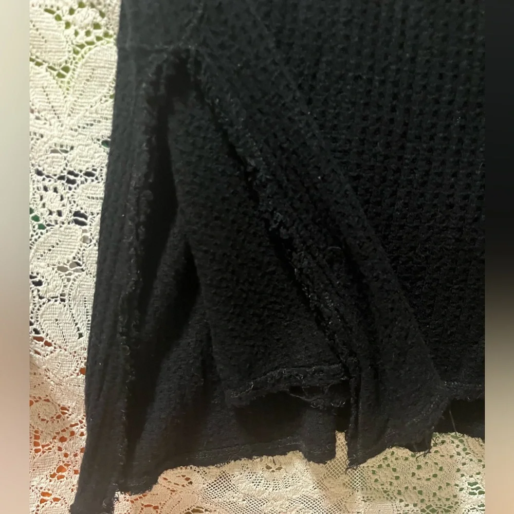 Free People Intimately Oversized Thermal Long Sleeve Waffle Knit Flowy distress - Picture 10 of 14